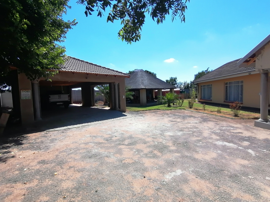 4 Bedroom Property for Sale in Klerksdorp Rural North West